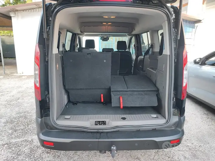 Ford Grand Tourneo Connect 2020 photo 4