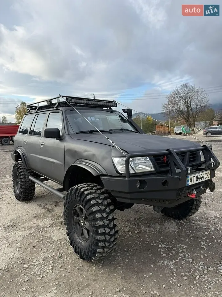 Nissan Patrol 2001 photo 2