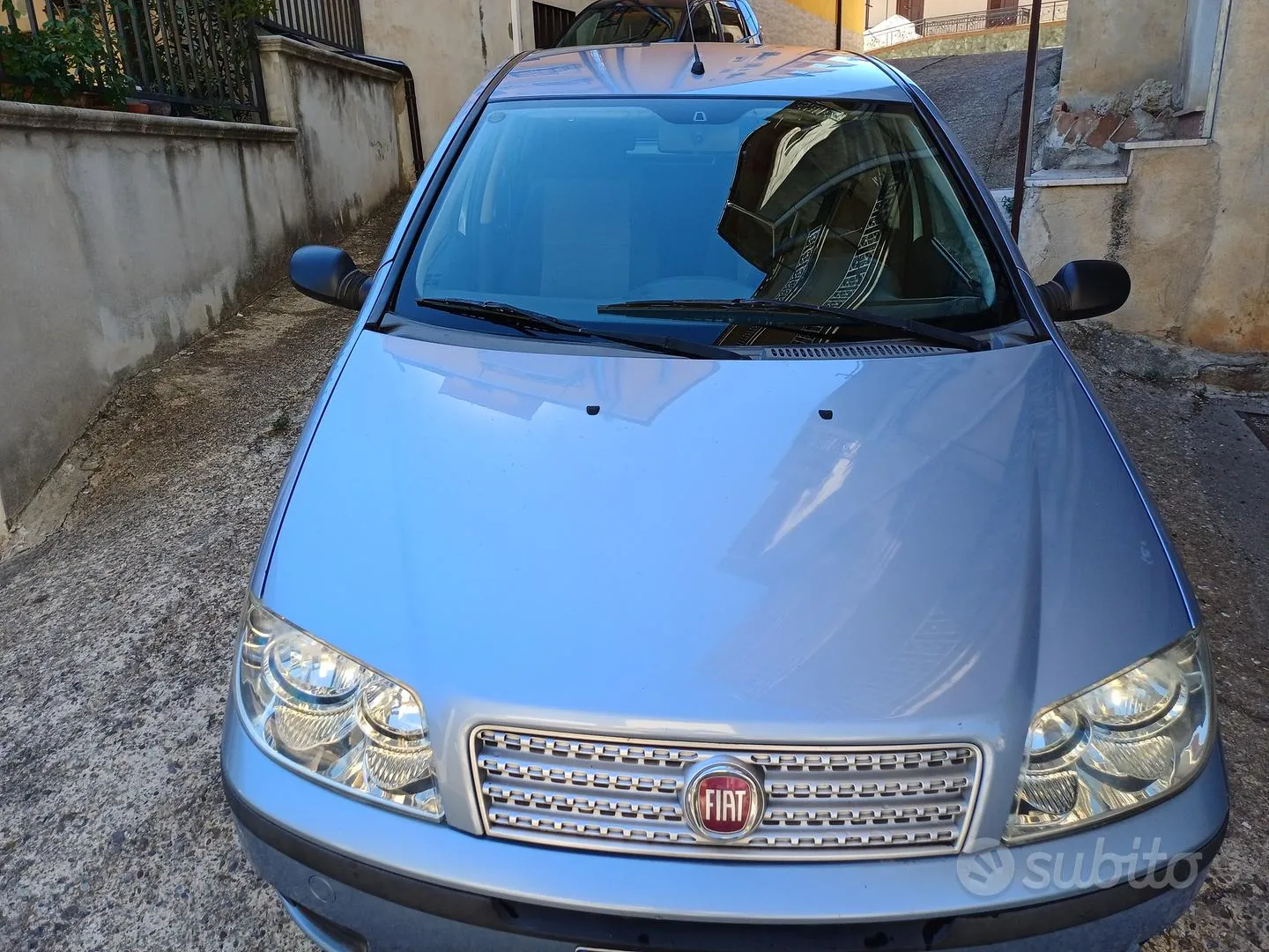 Fiat Punto 2010 photo 3