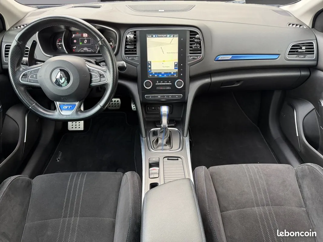 Renault Megane 2017 photo 2