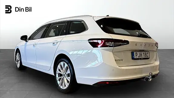 Skoda Superb 2026 photo 3
