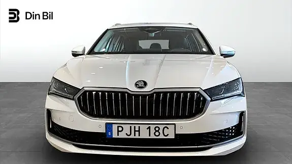 Skoda Superb 2026 photo 4