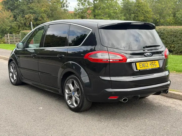 Ford S-Max 2012 photo 4
