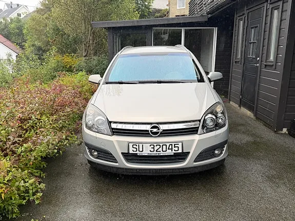 Opel Astra 2006 photo 2