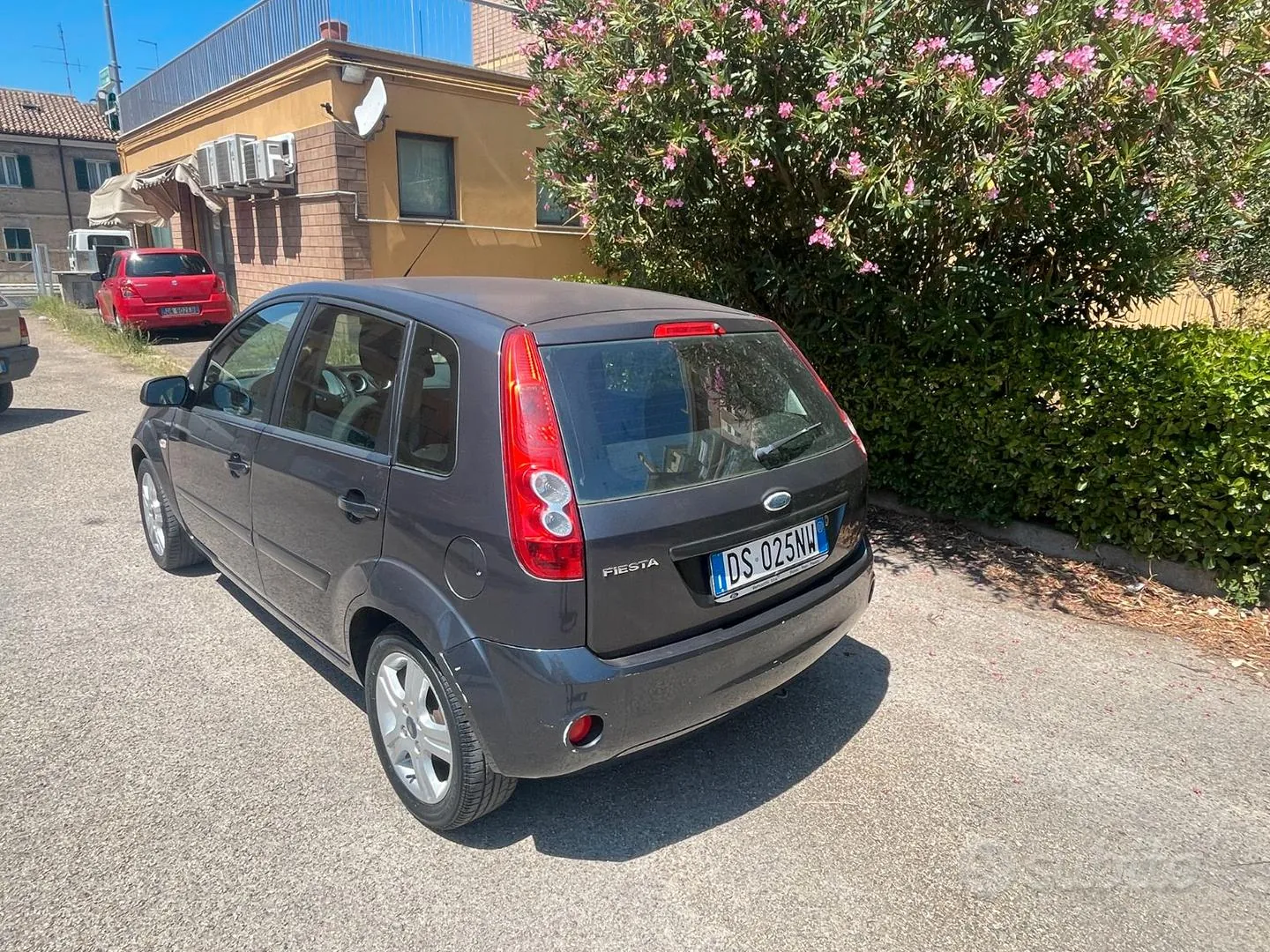 Ford Fiesta 2008 photo 2
