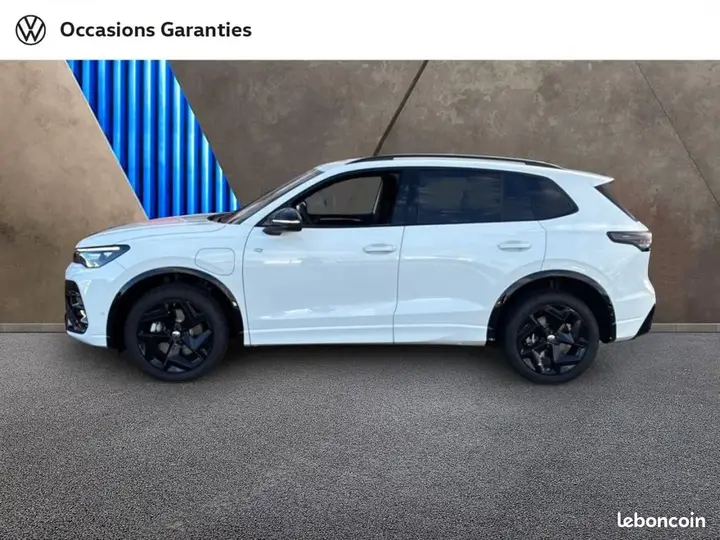 Volkswagen Tiguan 2026 photo 2