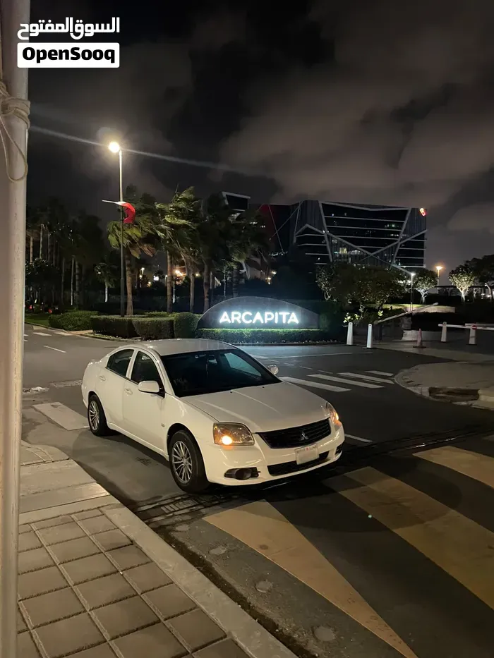 Mitsubishi Galant