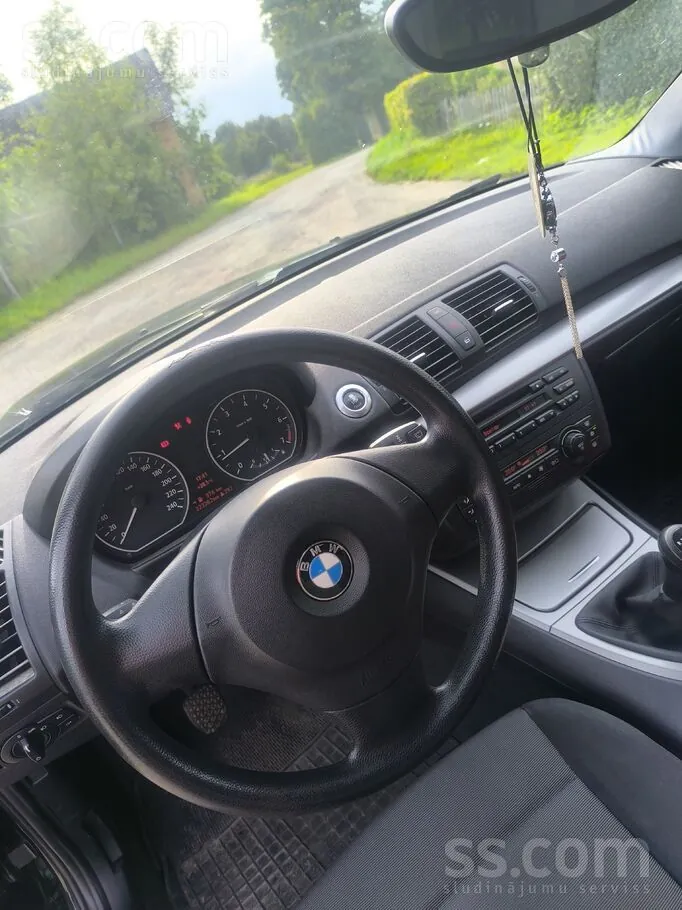 BMW 1.6 2005 photo 4