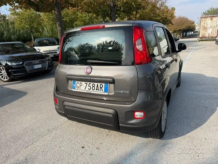 Fiat Panda 2023 photo 2
