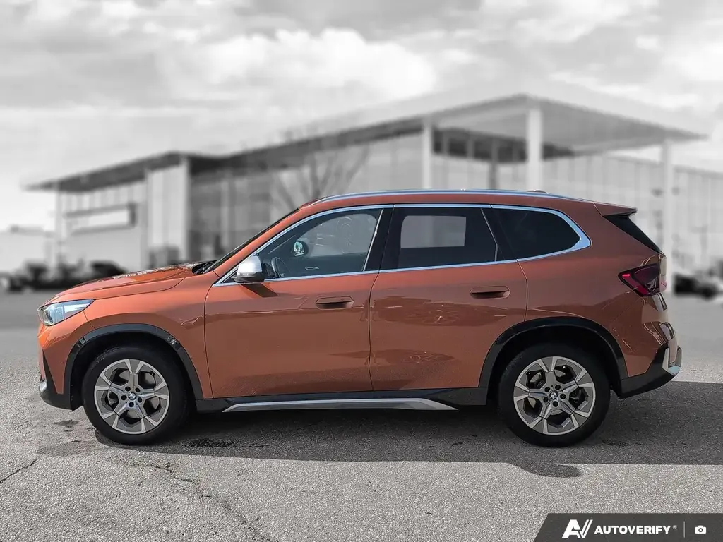 BMW X1 2023 photo 3