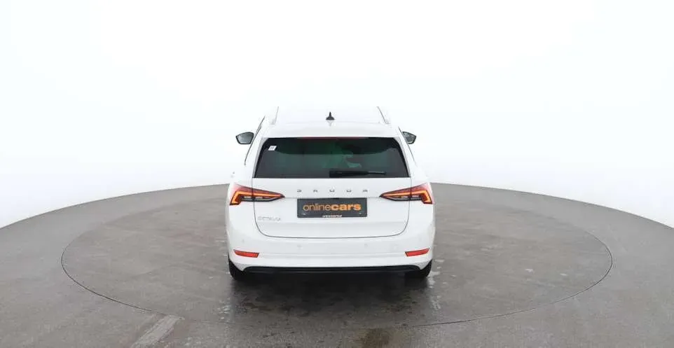 Skoda Octavia 2020 photo 3