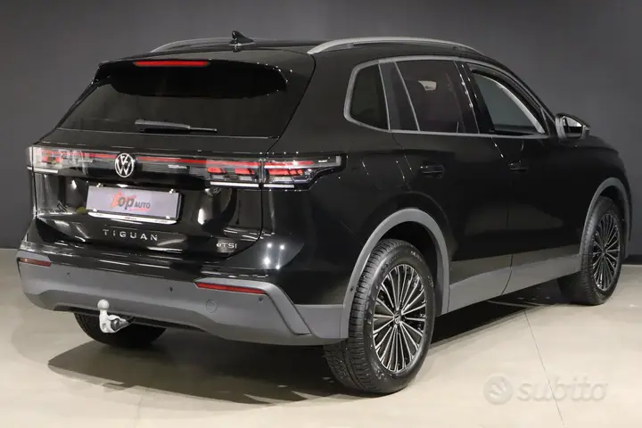 Volkswagen Tiguan 2025 photo 2