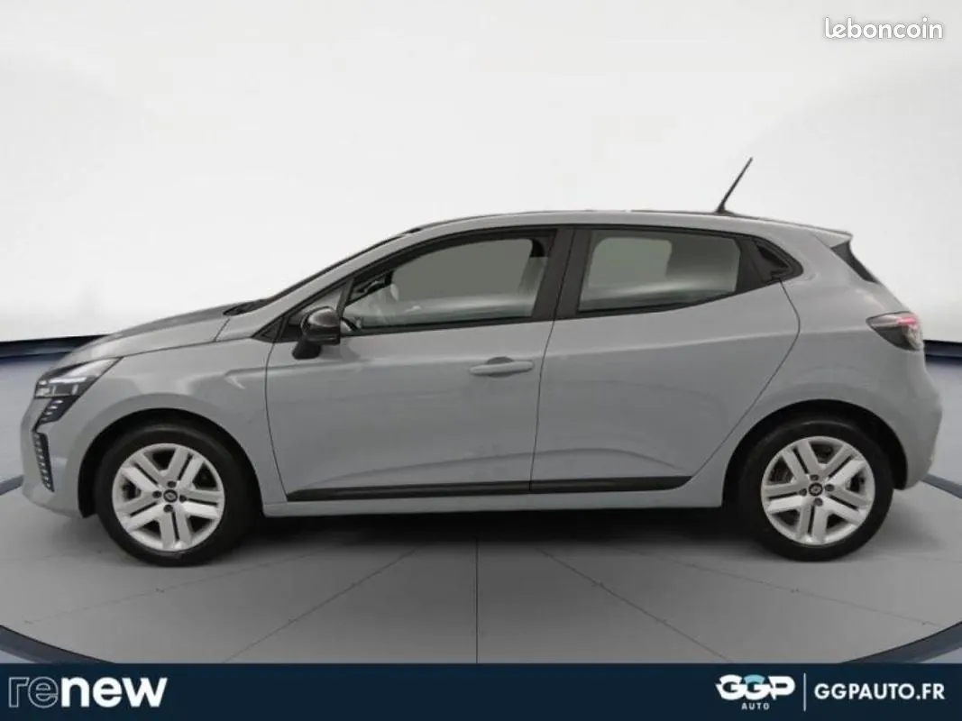 Renault Clio 2024 photo 2