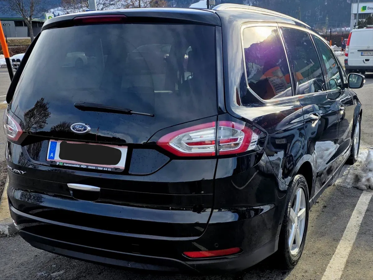 Ford Galaxy 2017 photo 2