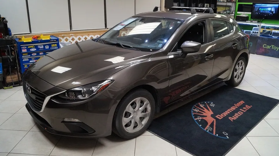 Mazda Mazda3 2014 photo 2