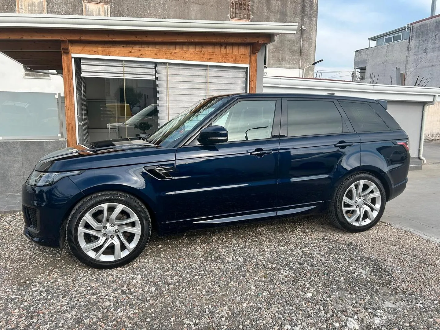 Land Rover Range Rover Sport 2020 photo 2