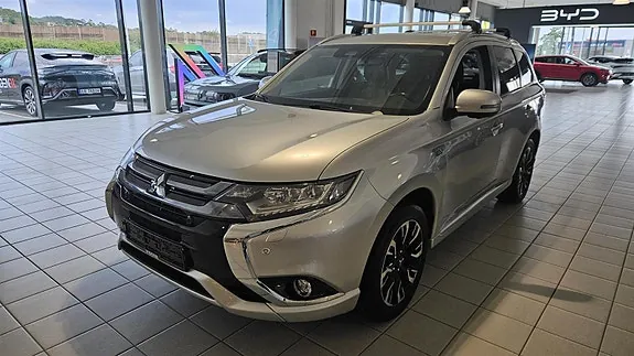 Mitsubishi Outlander 2018 photo 3