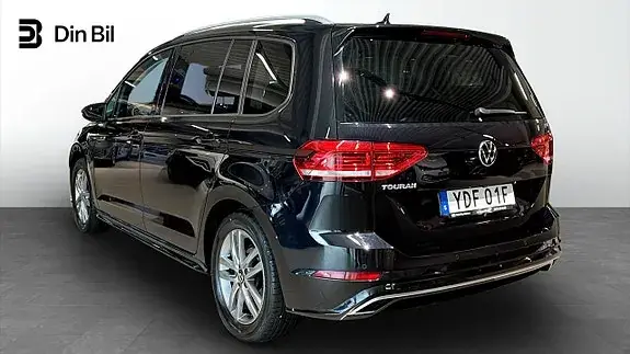 Volkswagen Touran 2021 photo 3
