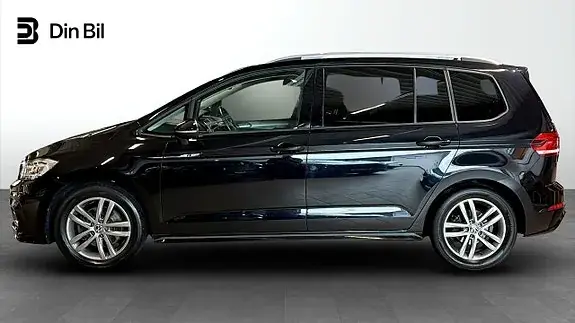 Volkswagen Touran 2021 photo 2