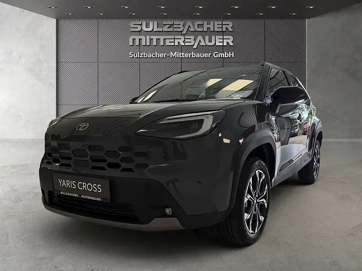 Toyota Yaris Cross photo 2
