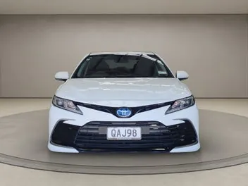 Toyota Camry 2023 photo 3