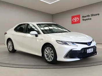 Toyota Camry 2023 photo 2