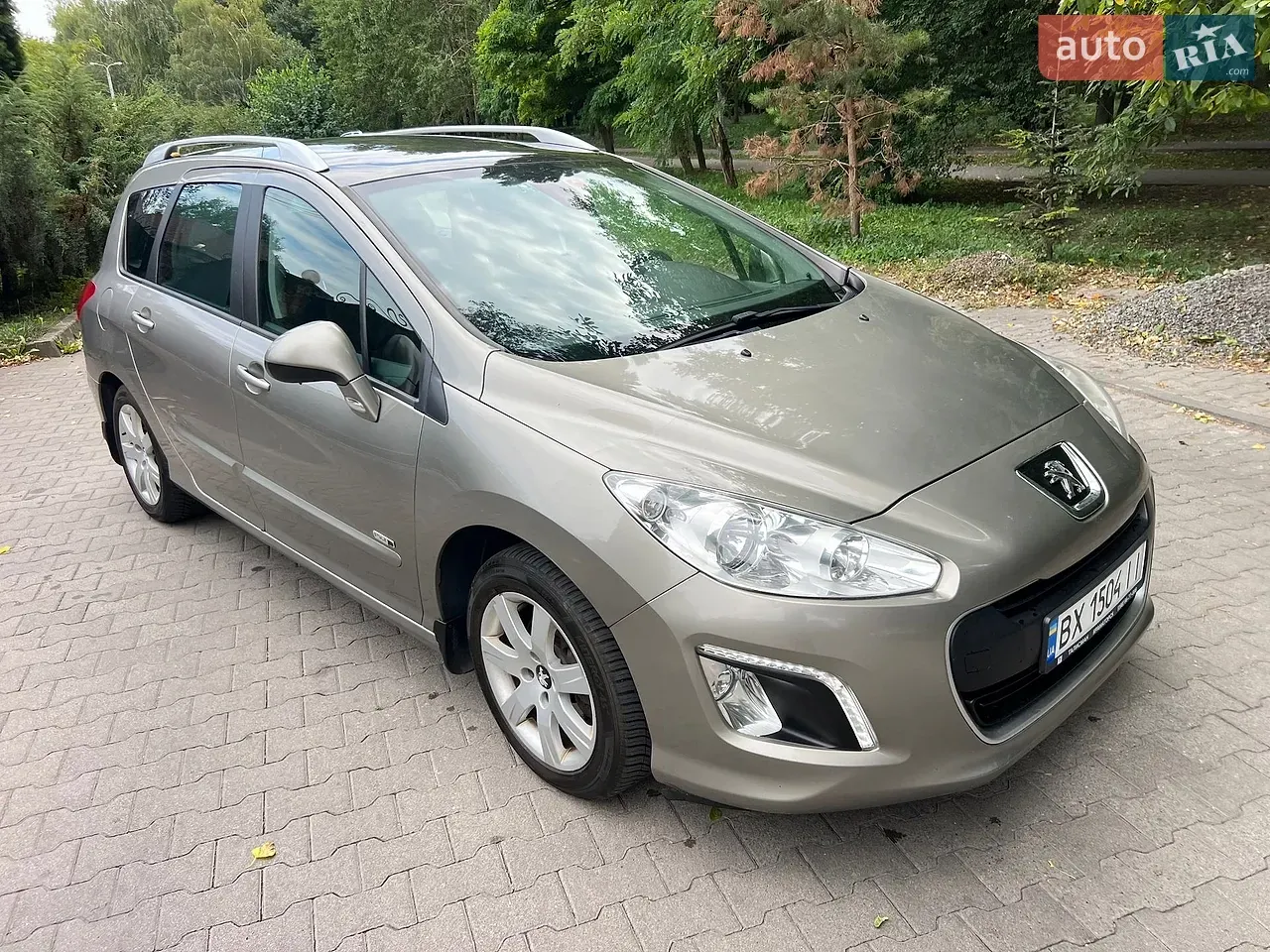 Peugeot 308 2013 photo 2