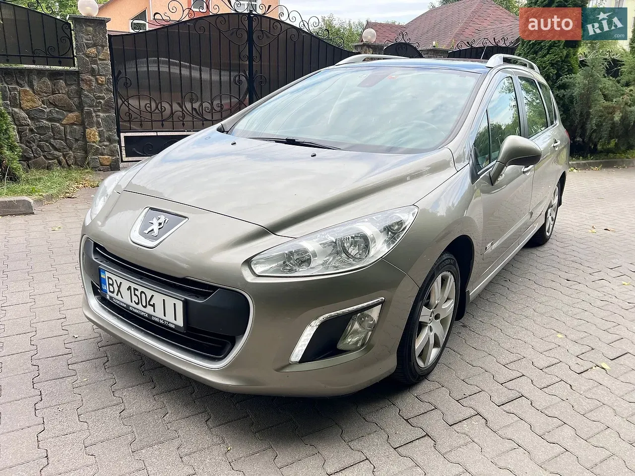 Peugeot 308 2013 photo 3