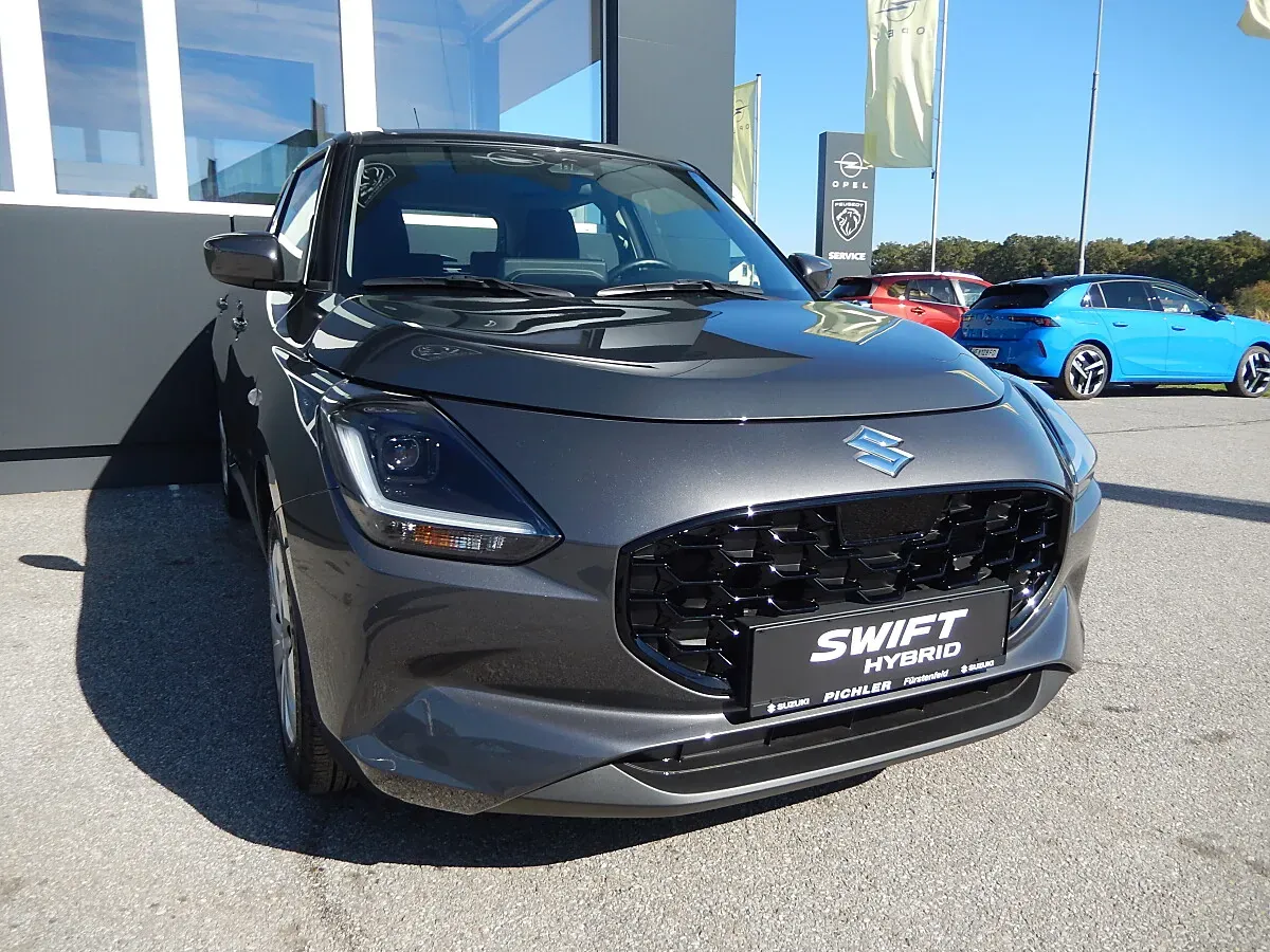Suzuki Swift photo 3
