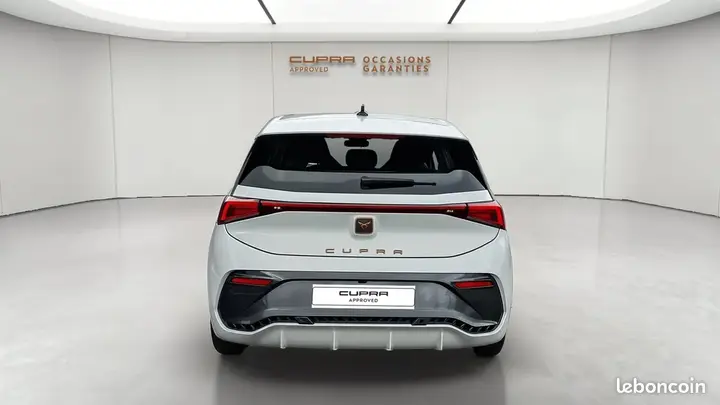 Cupra Born 2023 photo 4