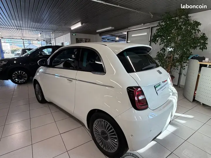 Fiat 500 2023 photo 5