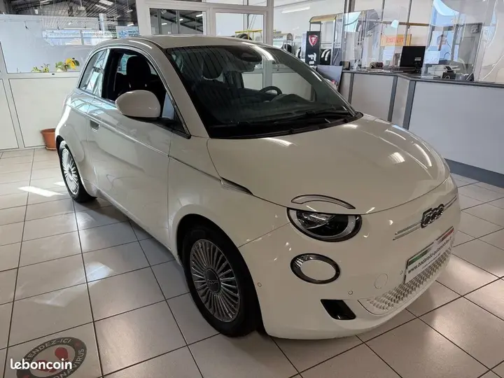 Fiat 500 2023 photo 3
