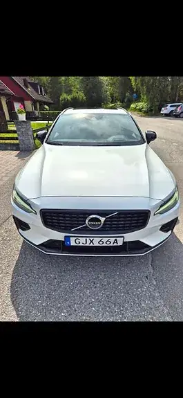 Volvo V60 2021 photo 5