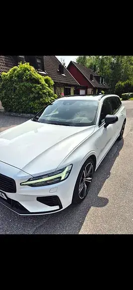 Volvo V60 2021 photo 4