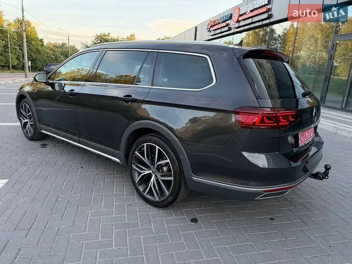 Volkswagen Passat Alltrack 2021 photo 4