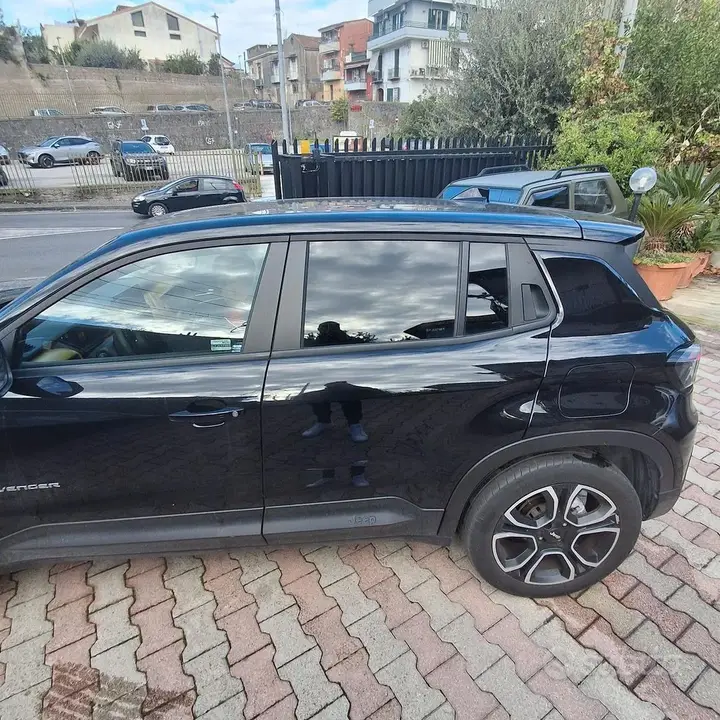Jeep Avenger 2024 photo 2