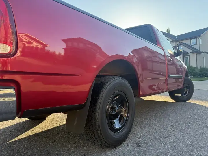 Ford F-150 1997 photo 2