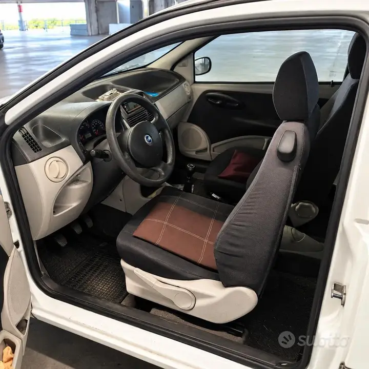 Fiat Punto 2003 photo 5