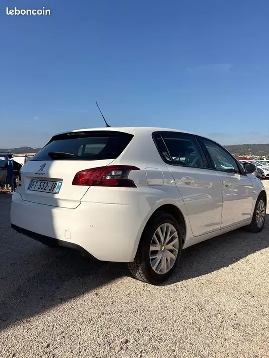 Peugeot 308 2020 photo 3