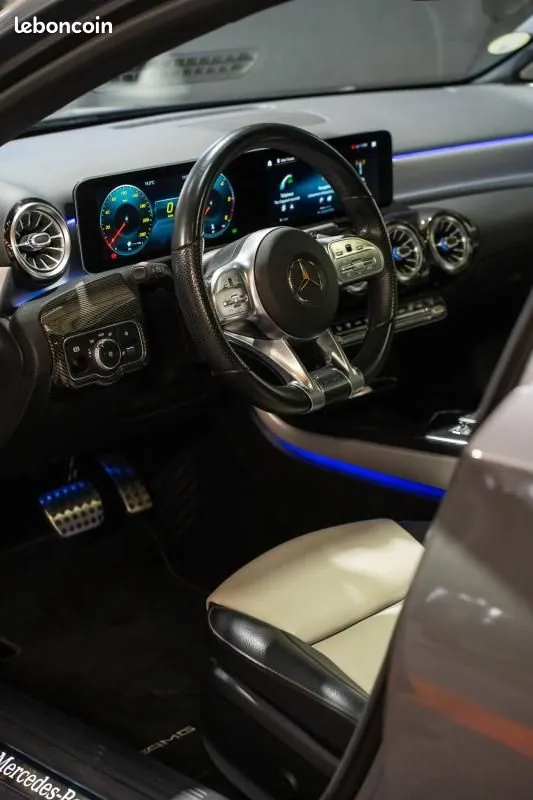 Mercedes-Benz A-Class 2019 photo 3