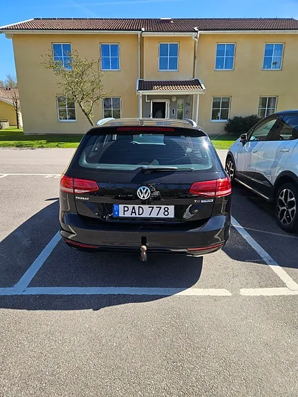 Volkswagen Passat 2016 photo 2