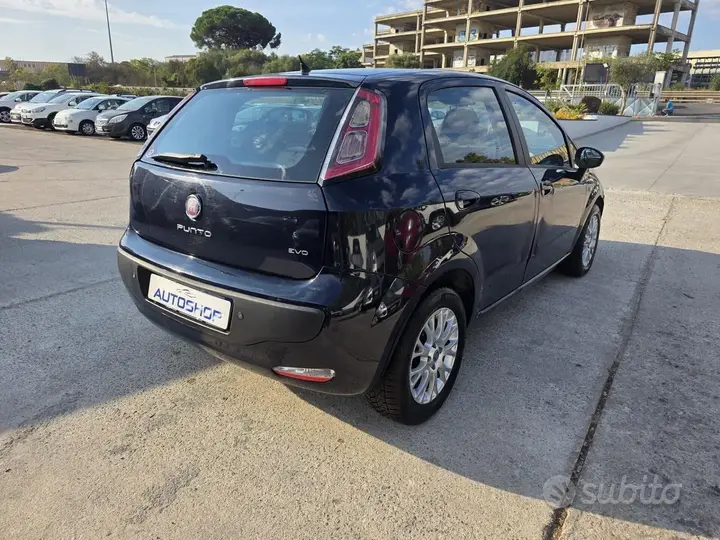 Fiat Punto Evo 2011 photo 4