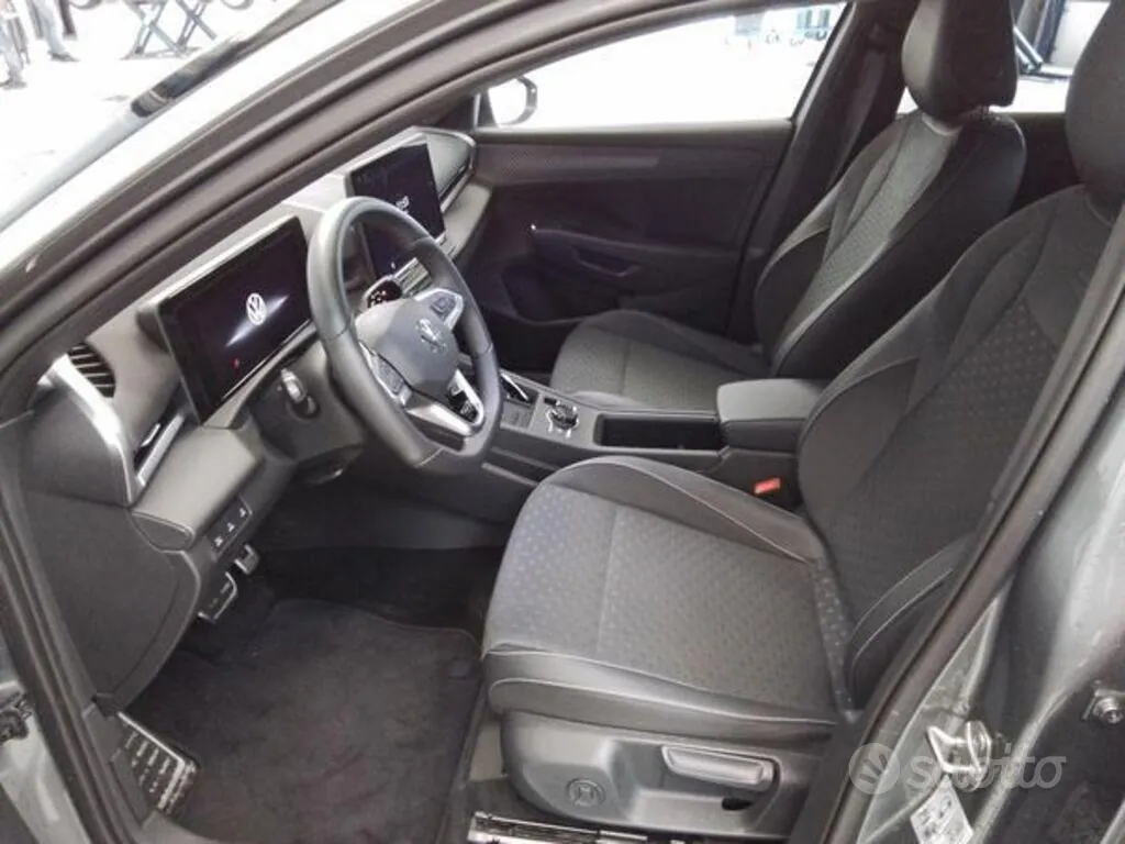 Volkswagen T-Roc 2026 photo 5