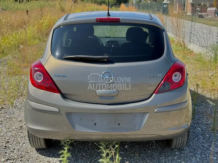 Opel Corsa D 2011 photo 3