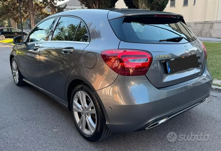 Mercedes-Benz A-Class 2016 photo 3