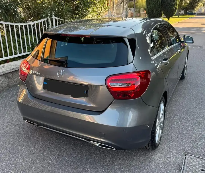 Mercedes-Benz A-Class 2016 photo 4