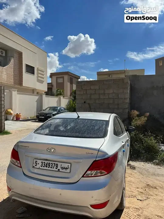 Hyundai Accent 2014 photo 2