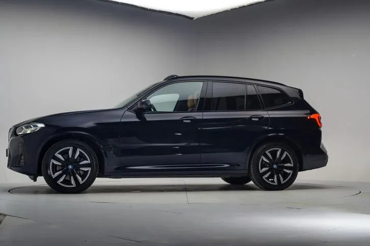 BMW Ix3 2022 photo 2