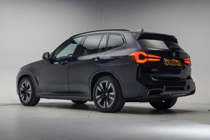 BMW Ix3 2022 photo 3