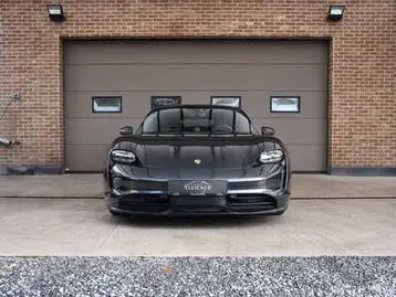 Porsche Taycan 2021 photo 2